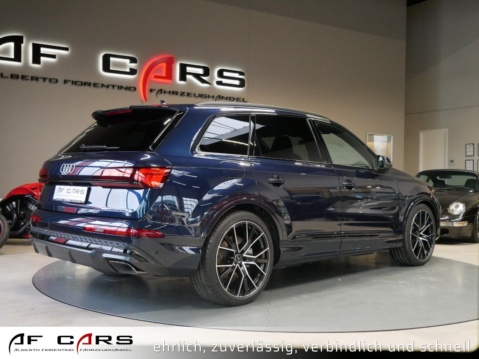 Audi Q7 50 TDI quattro S line S Sport 7 Seat Matrix