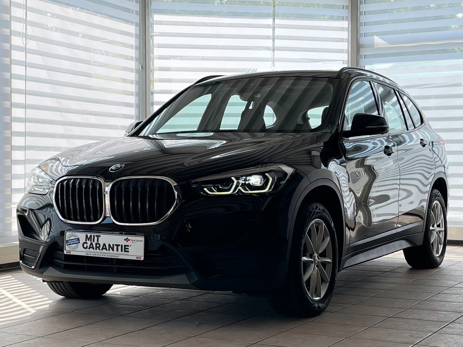 BMW X1 xDrive 20d Aut. - Samsaru's Car Outlet