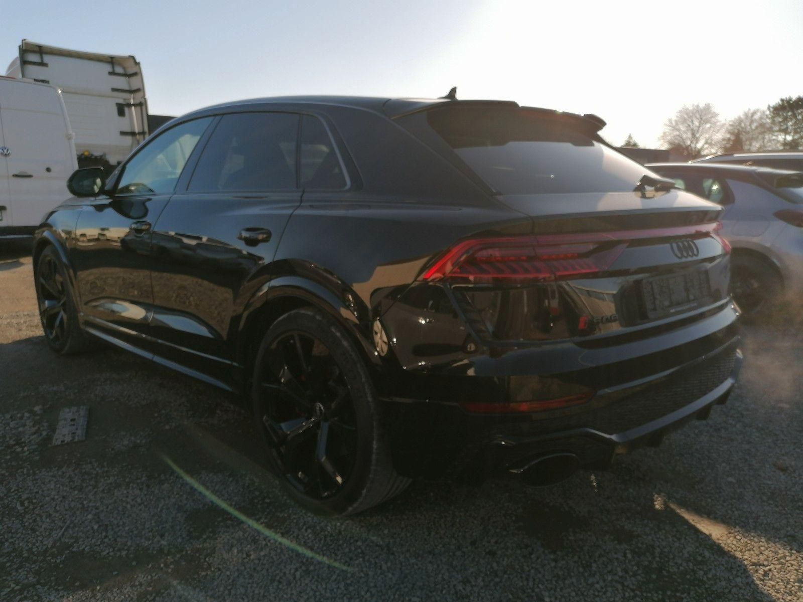 Audi RS Q8 4.0 TFSI quattro/PANO/MATRIX/STANDHZG/AHK