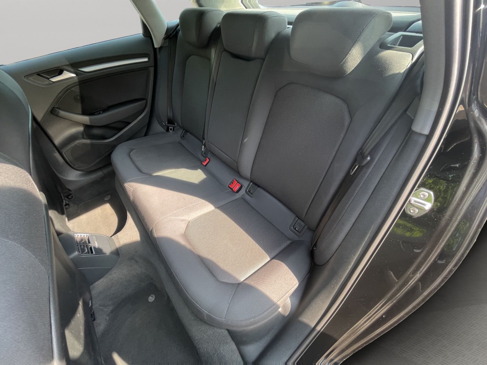 Audi A3 Sportback 35 TDI - Samsaru's Car Outlet