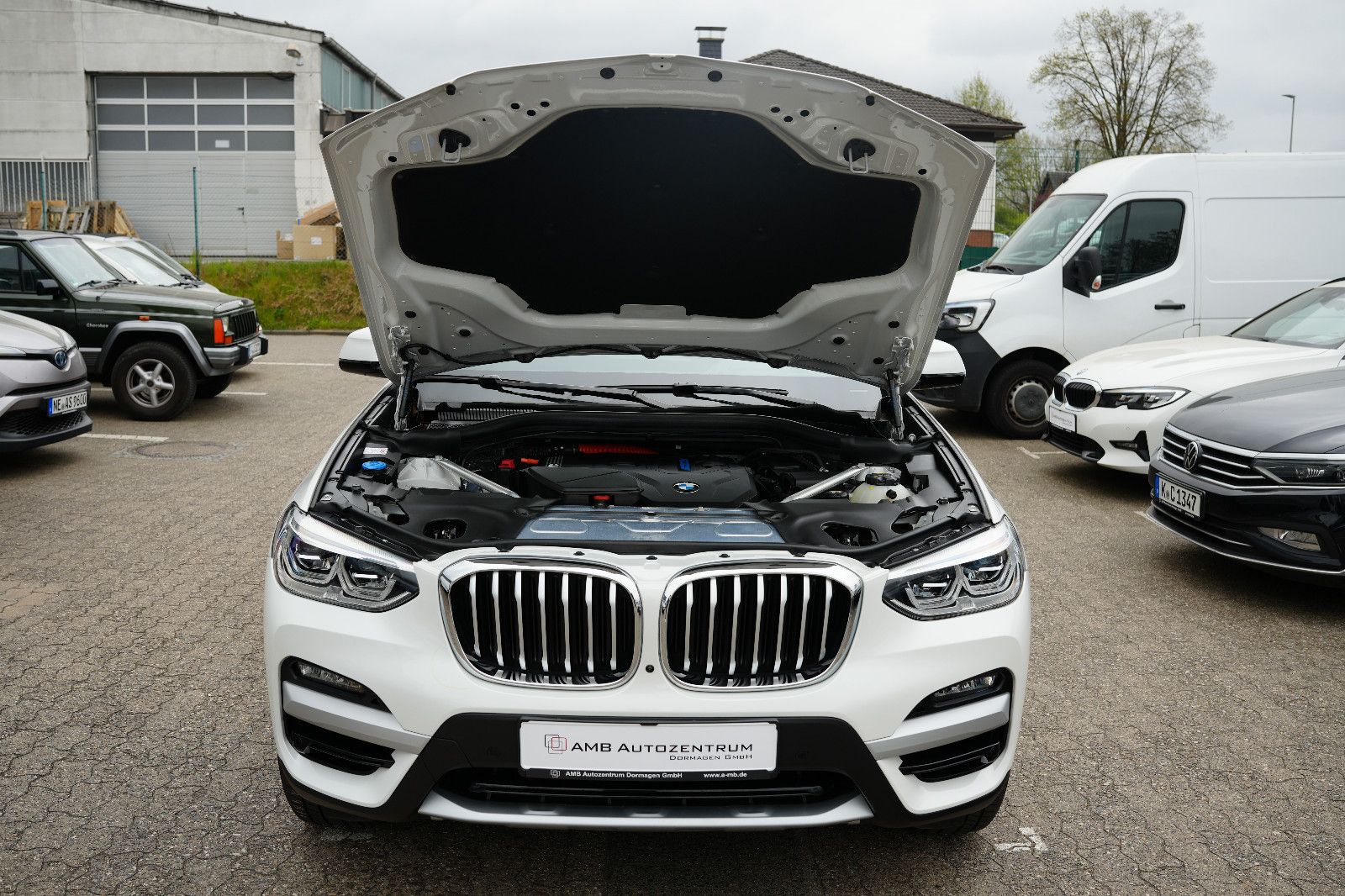 BMW X3 30e X Line xDrive*LED*AHK*PANO*NAV*HEADUP*