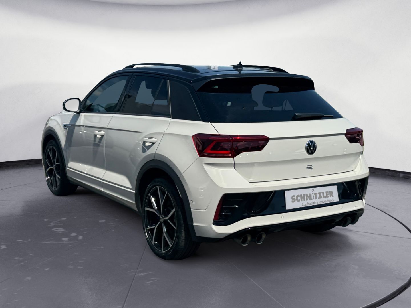Volkswagen T-Roc R 2.0 TSI 4M - Samsaru's Car Outlet