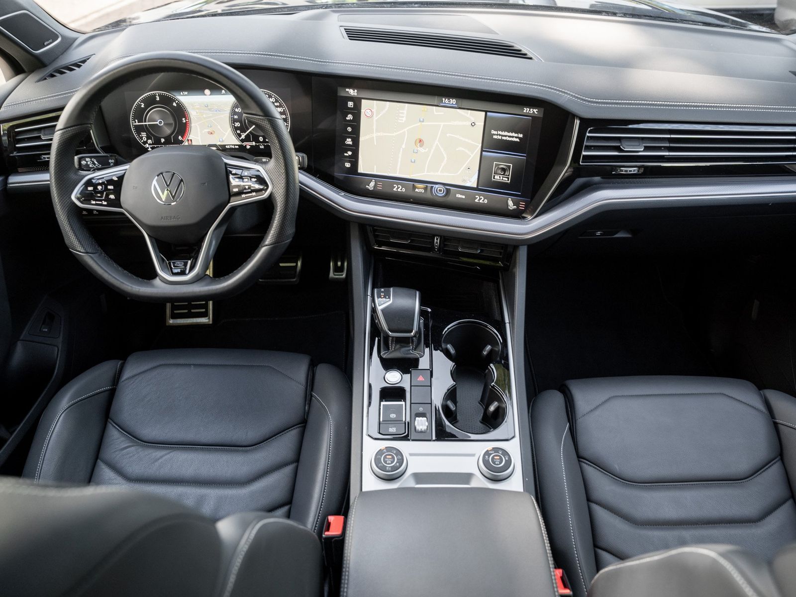 Volkswagen Touareg TDI R-Line Pano IQLight AHK Kam. Leder