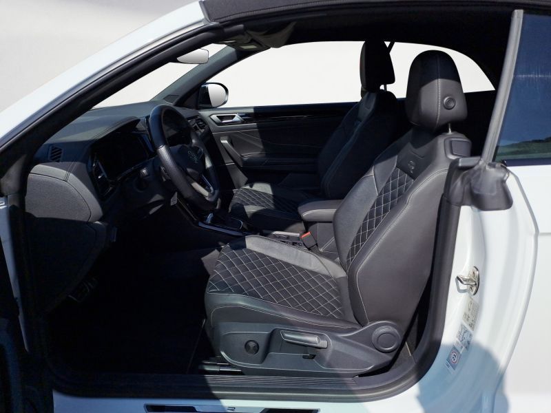 Volkswagen T-Roc R-Line 1.5 TSI DSG - Samsaru's Car Outlet