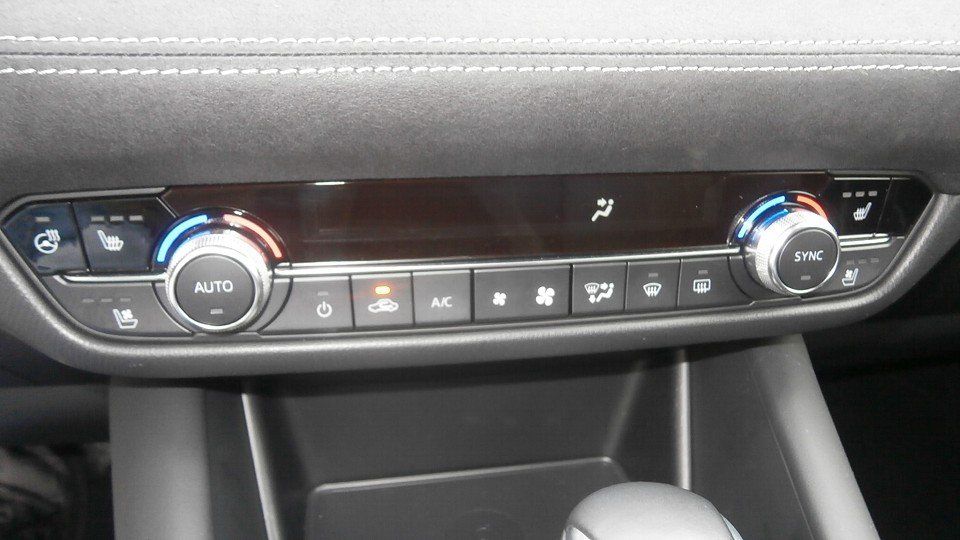 Mazda 6 2.5L SKYACTIV G 194PS 6AT FWD TAKUMI SUNROOF