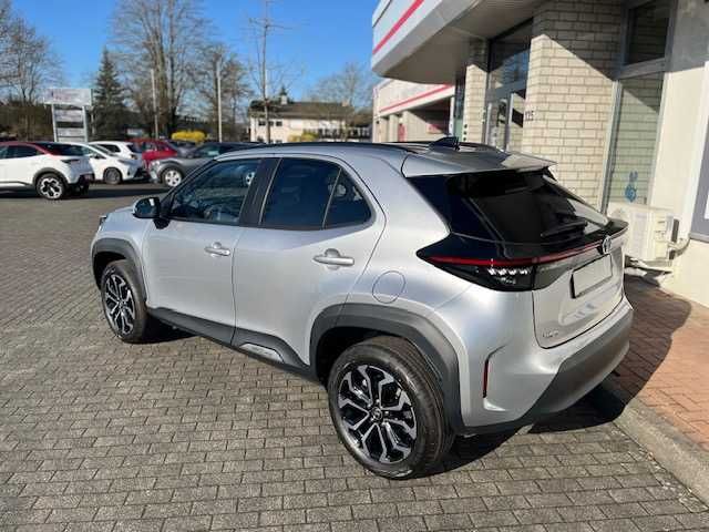 Toyota Yaris Cross Style 'Teamplayer' 1.5 Hybrid - Navi