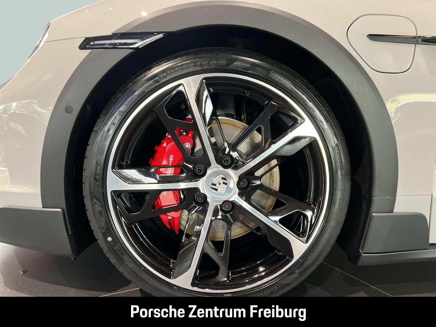 Porsche Taycan 4S Cross Turismo LED-Matrix InnoDrive