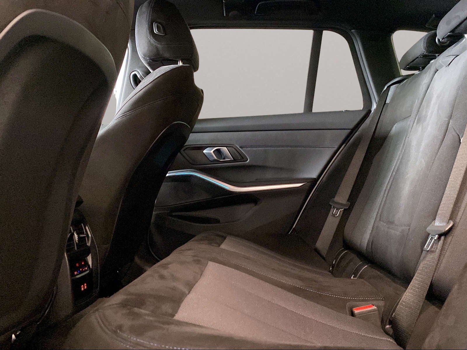 BMW 320d Touring M Sport LiveCockpitProf Kamera LED