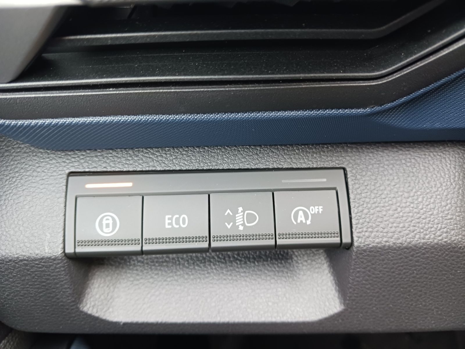 Dacia Duster Journey TCe 130 Mild-Hybrid - Samsaru's Car Outlet