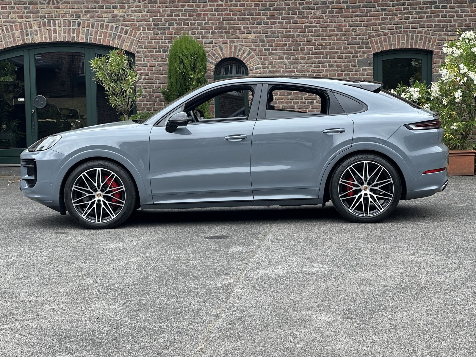 Porsche Cayenne S  Coupe SPORTDESIGN-ABGAS*BOSE*HD MATRI