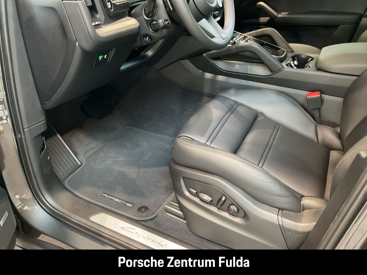 Porsche Cayenne BOSE Luftfederung Panorama Surround-View