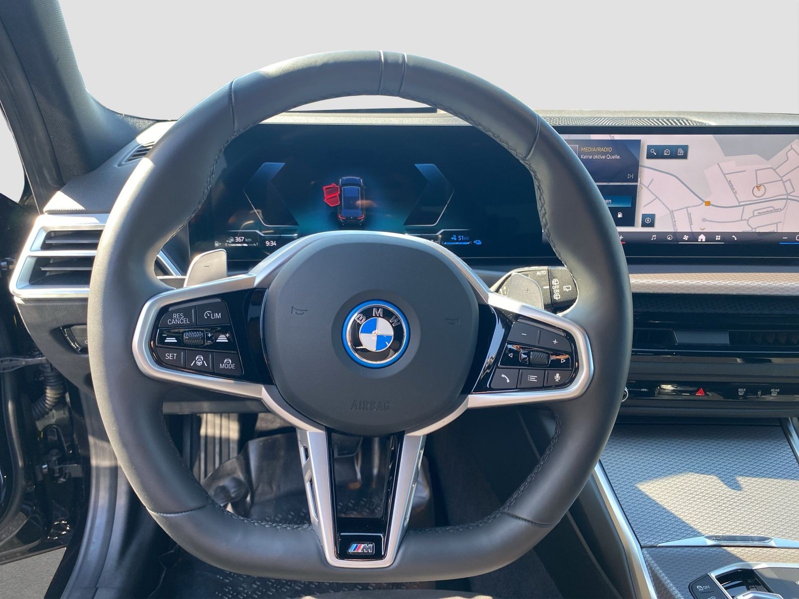 BMW 330e xDrive touring ///M Sport PRO PanoSD AHK AC