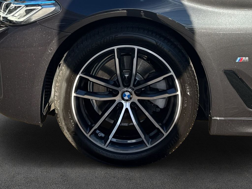 BMW 520d Touring Aut. Head-Up Laser Pano HiFi