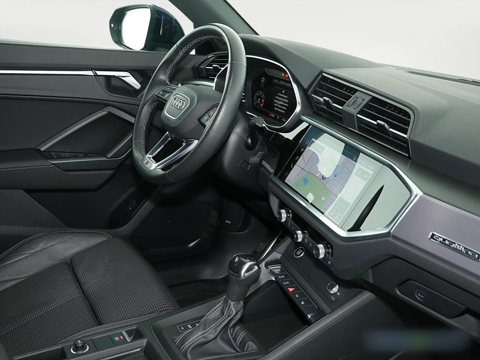 Audi Q3 35 TDI qu S tronic S Line - Samsaru's Car Outlet