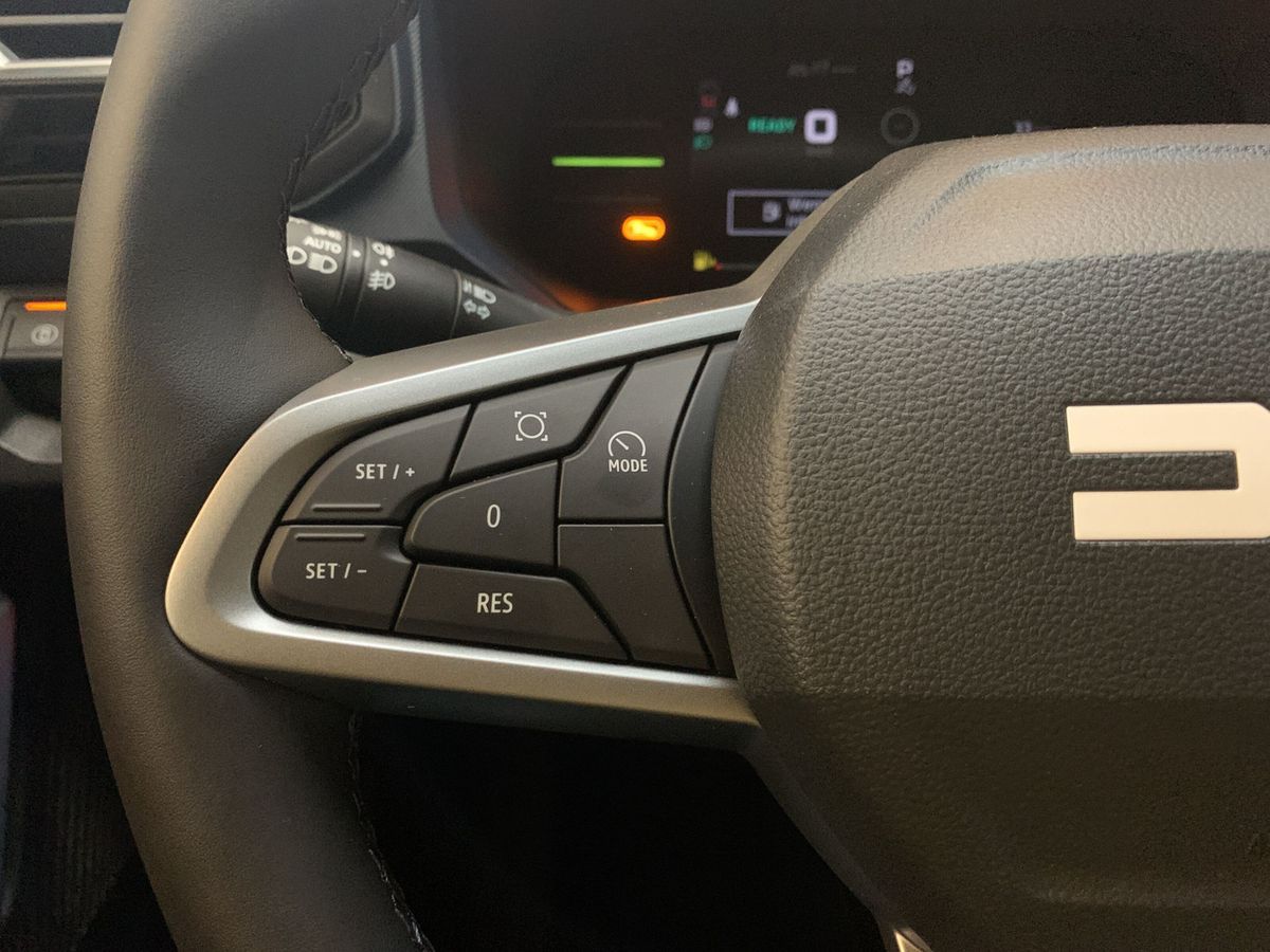 Dacia DUSTER JOURNEY HYBRID 140 - Samsaru's Car Outlet