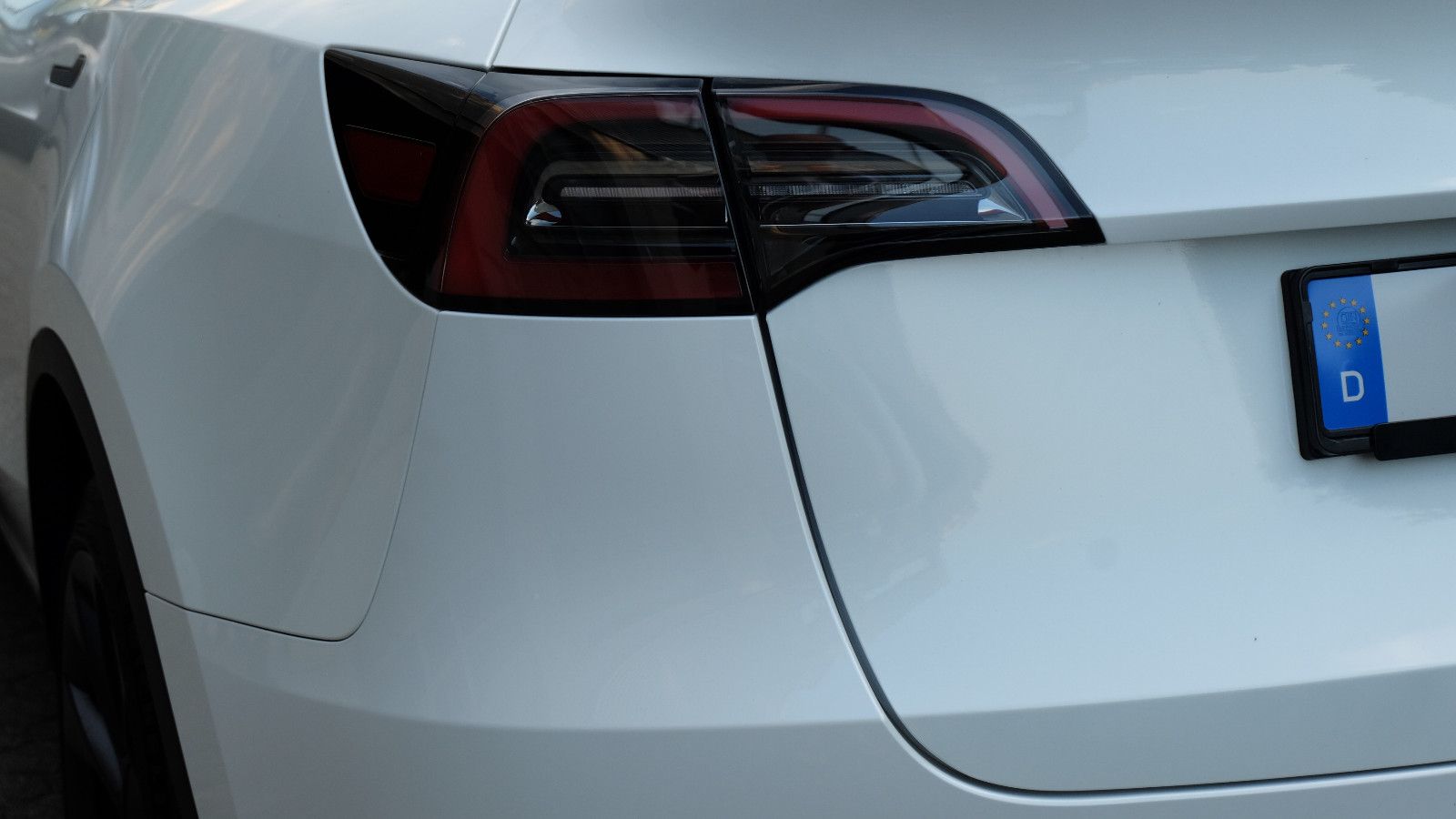 Tesla Model Y Long Range Dual AWD