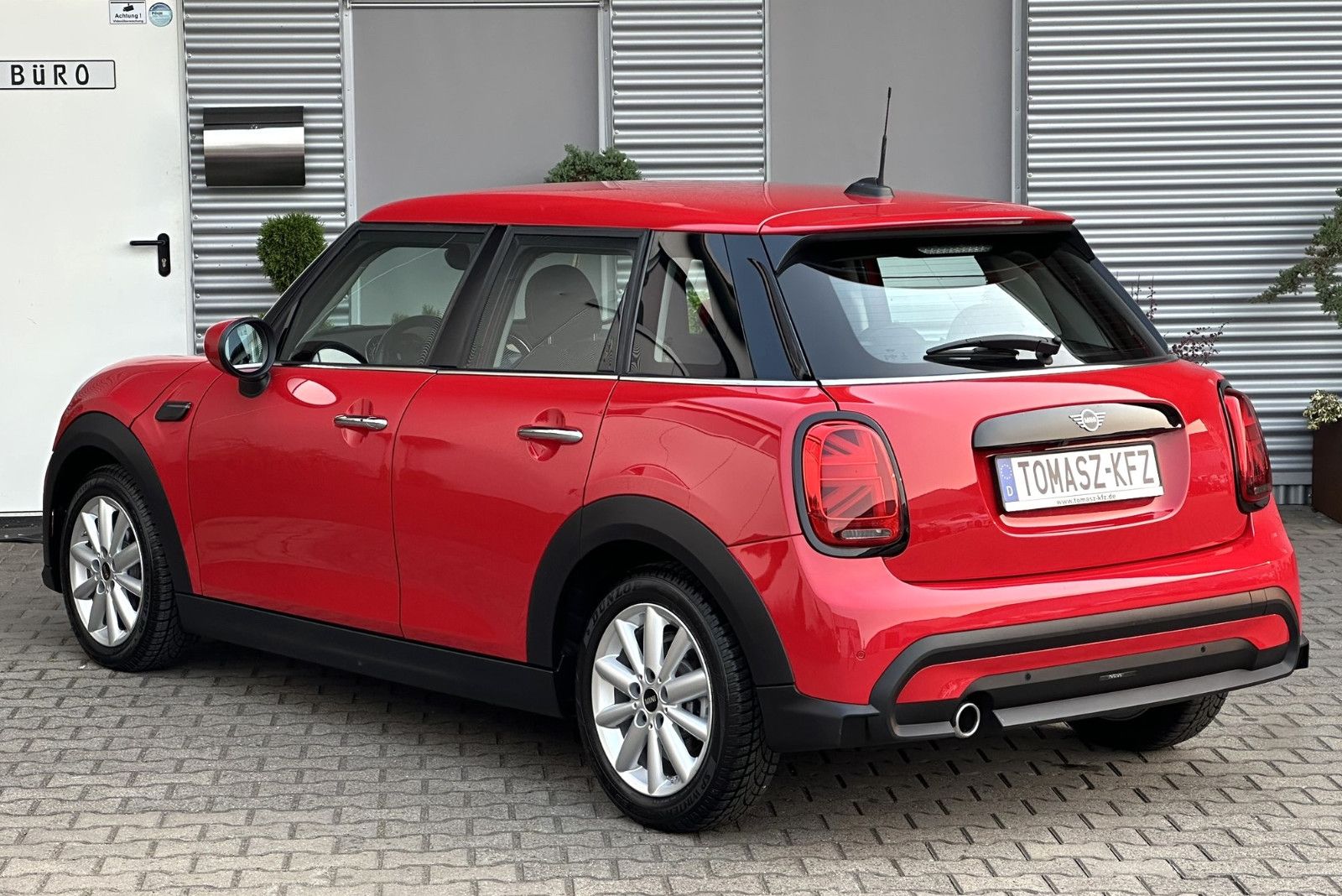 MINI Cooper 1.5T - Samsaru's Car Outlet