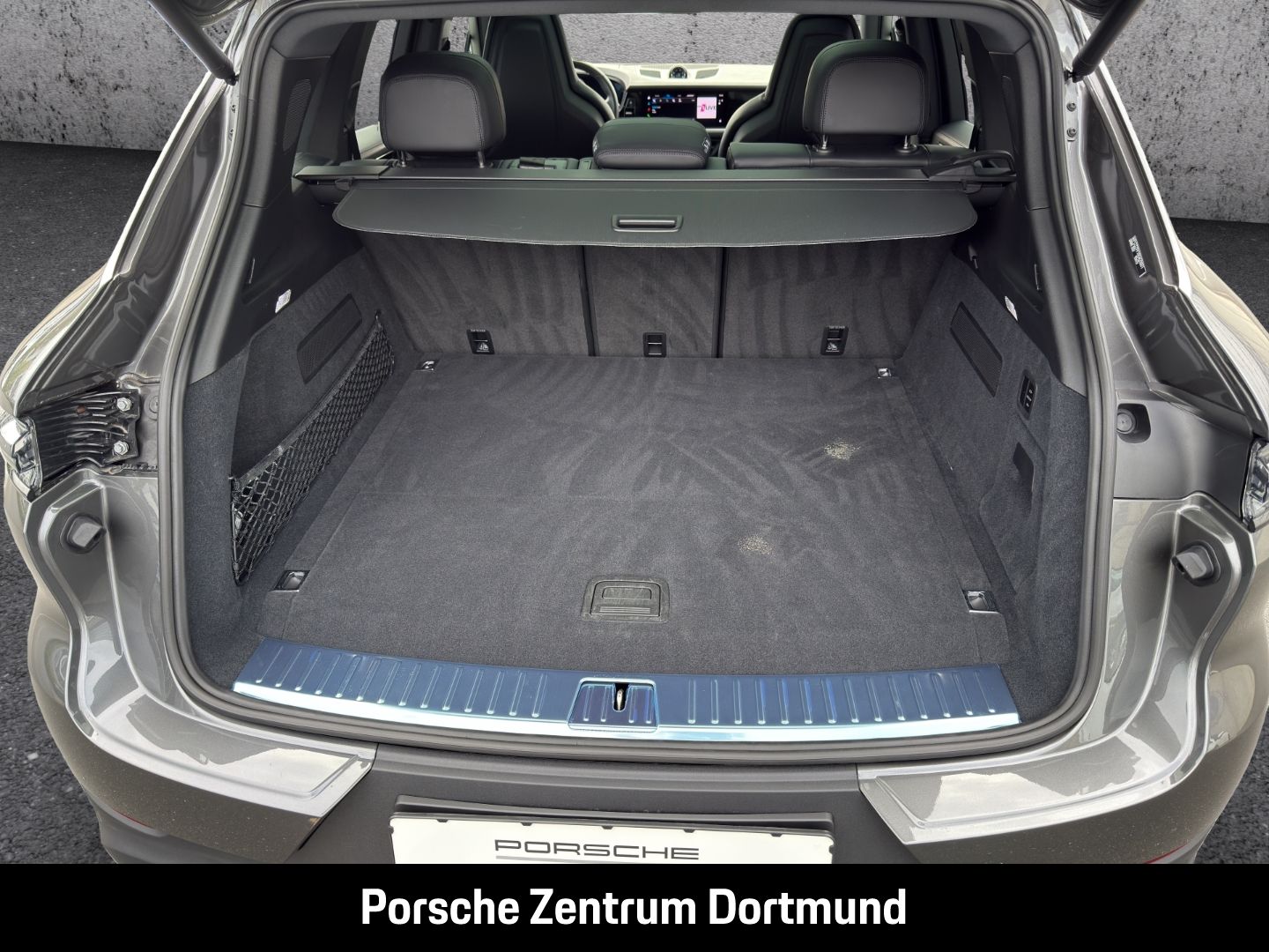 Porsche Cayenne E-Hybrid BOSE LED-Matrix Panoramadach
