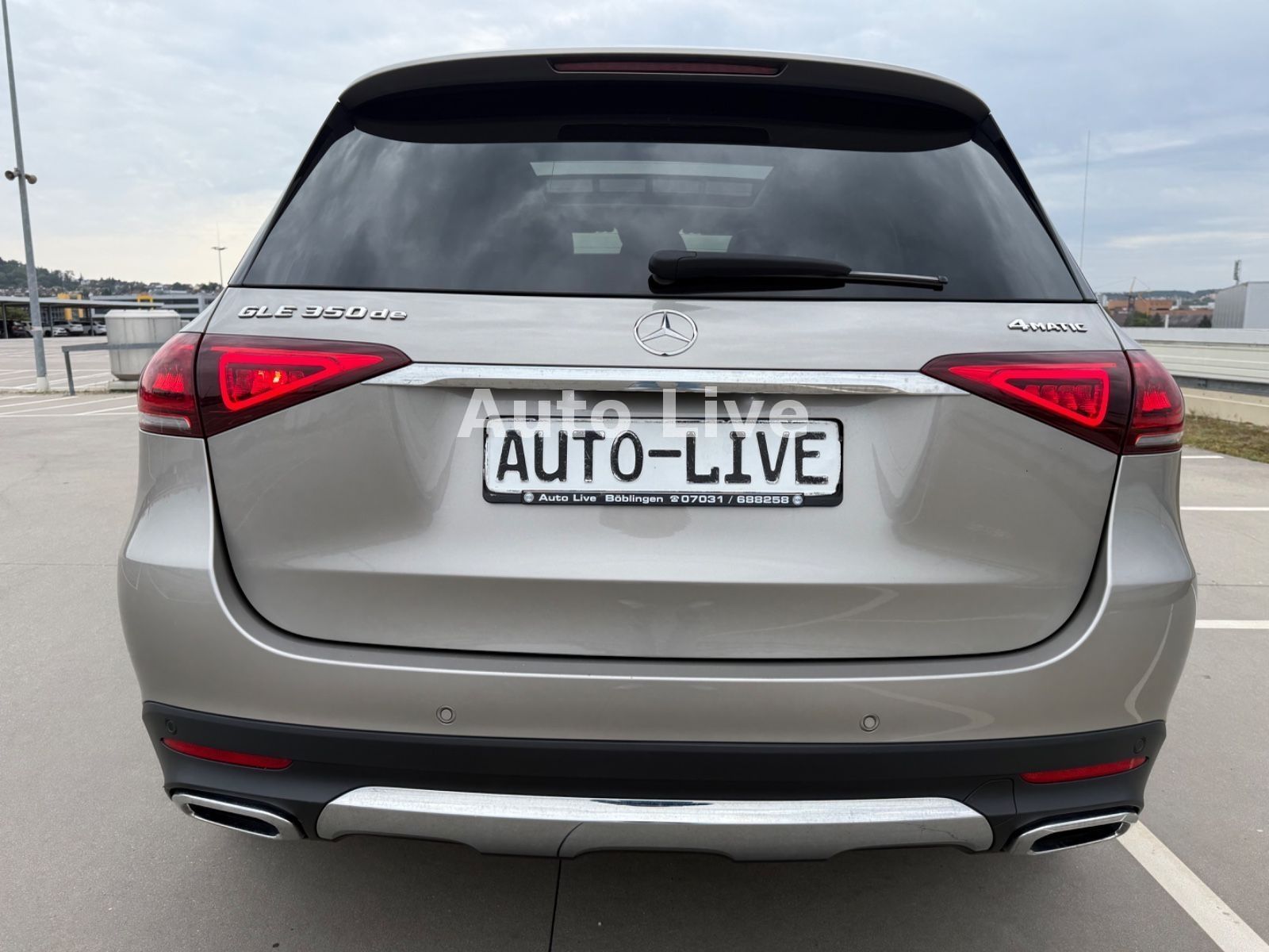 Mercedes-Benz GLE 350 de *4M*PANO*WIDESCREEN*BURMESTER*AHK*360