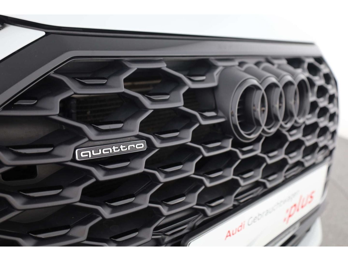 Audi Q3 Sportback 45 TFSI quattro - Samsaru's Car Outlet
