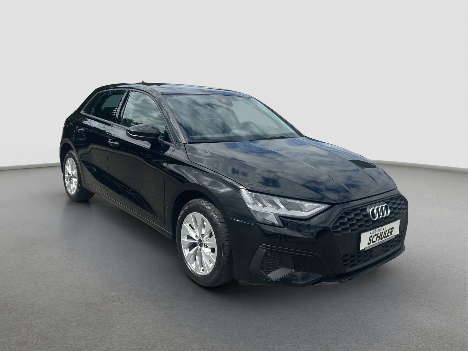 Audi A3 Sportback 40*1.4TFSI*e-tron*basis*NAVI*AHK*EP