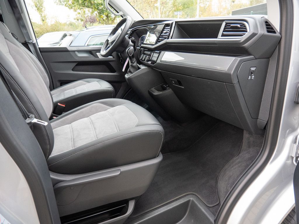 Volkswagen T6.1 Multivan 2.0TDI DSG - Samsaru's Car Outlet
