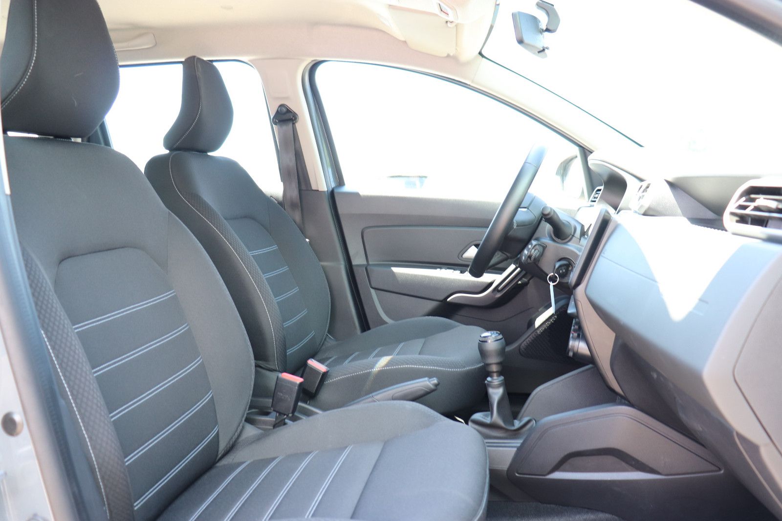 Dacia Duster II Expression - Samsaru's Car Outlet