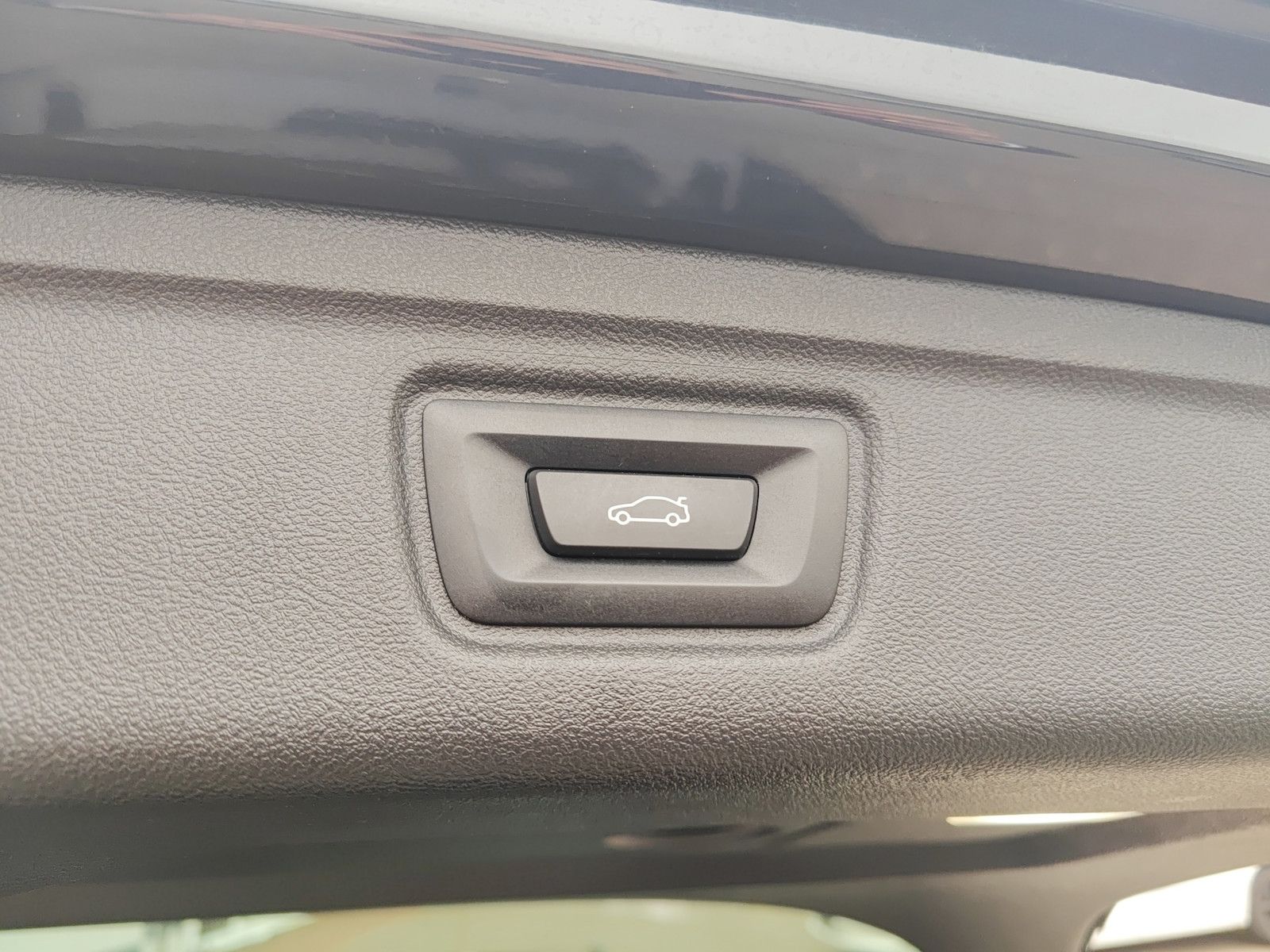 BMW 320d xDrive M Sport - Samsaru's Car Outlet