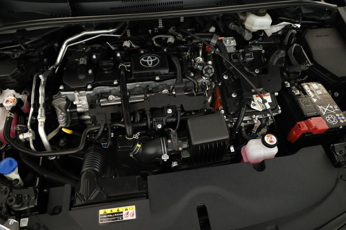 Toyota Corolla Touring Sports 1.8 CVT Team D Navi Kam