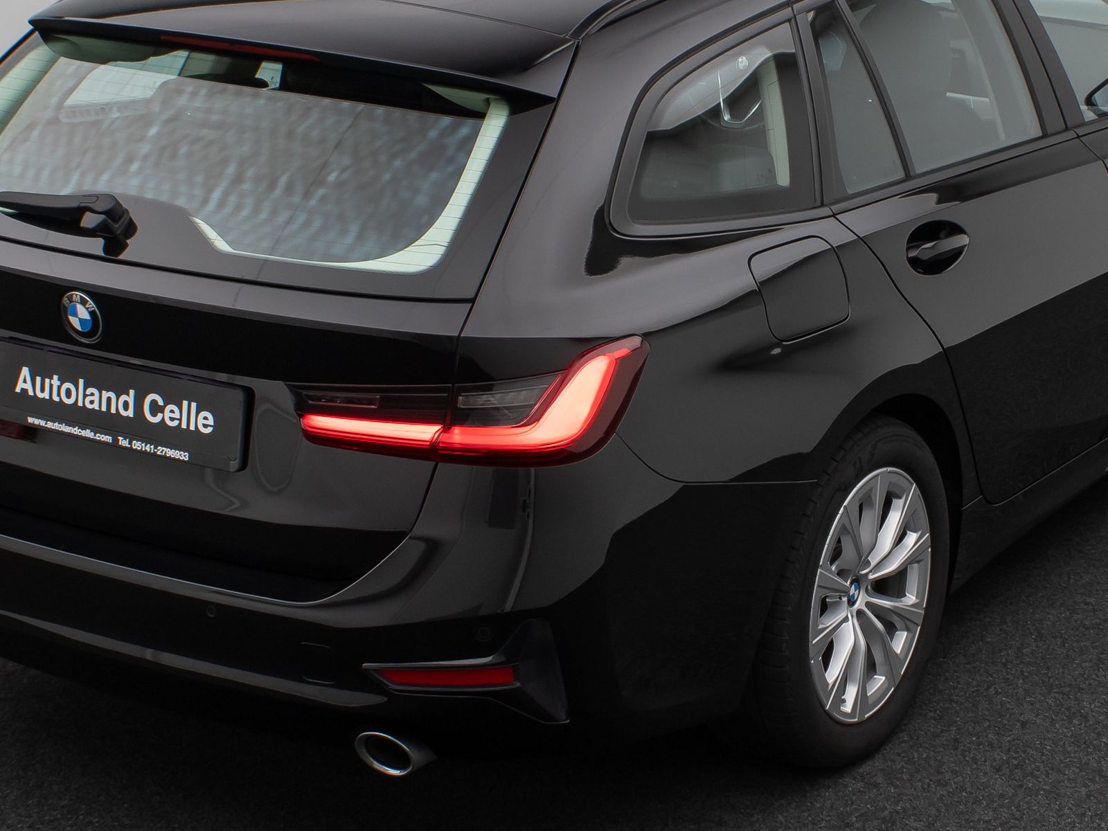 BMW 320d Sport - Samsaru's Car Outlet