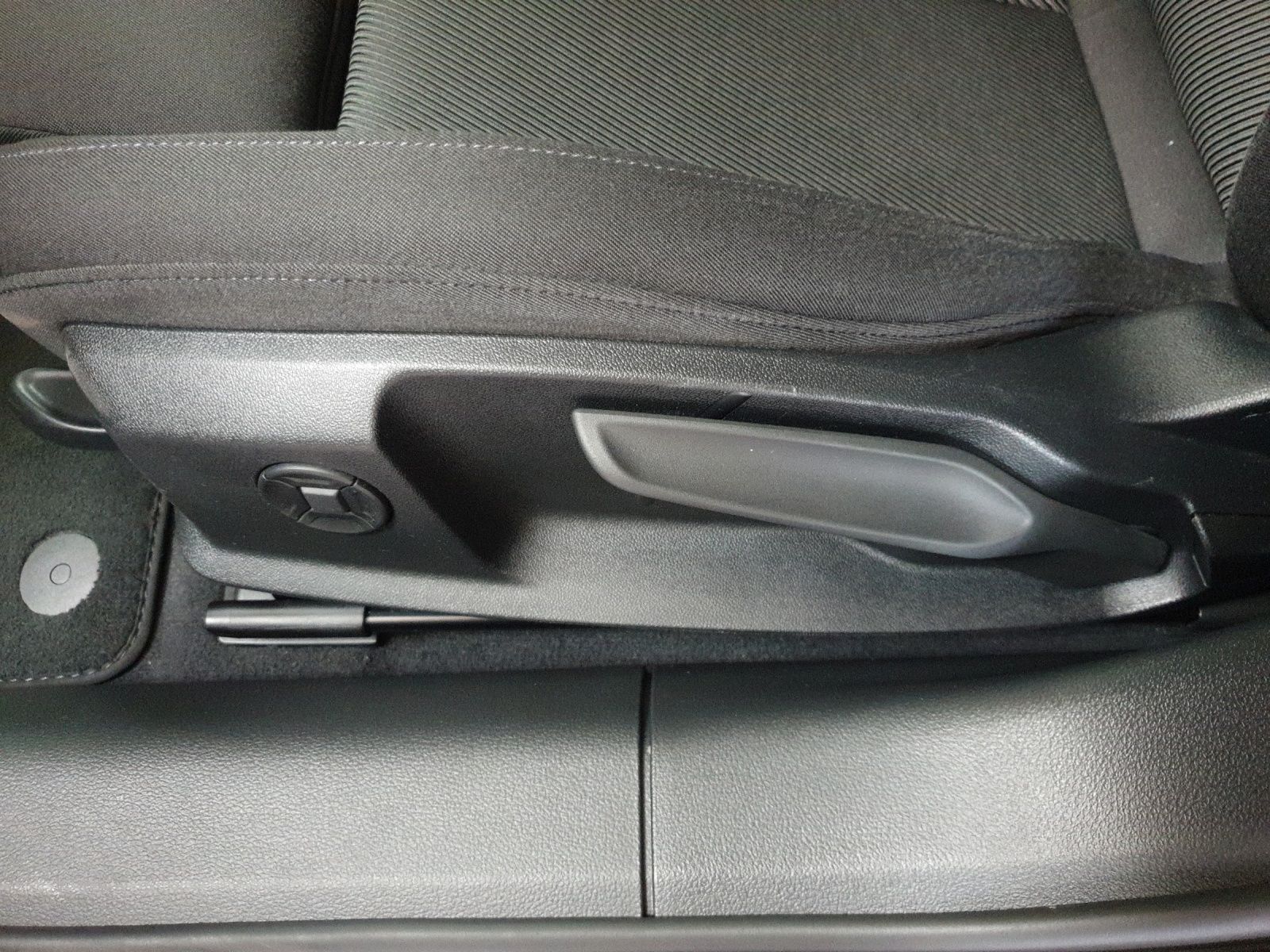 Audi A6 Avant 40 TDI S line - Samsaru's Car Outlet