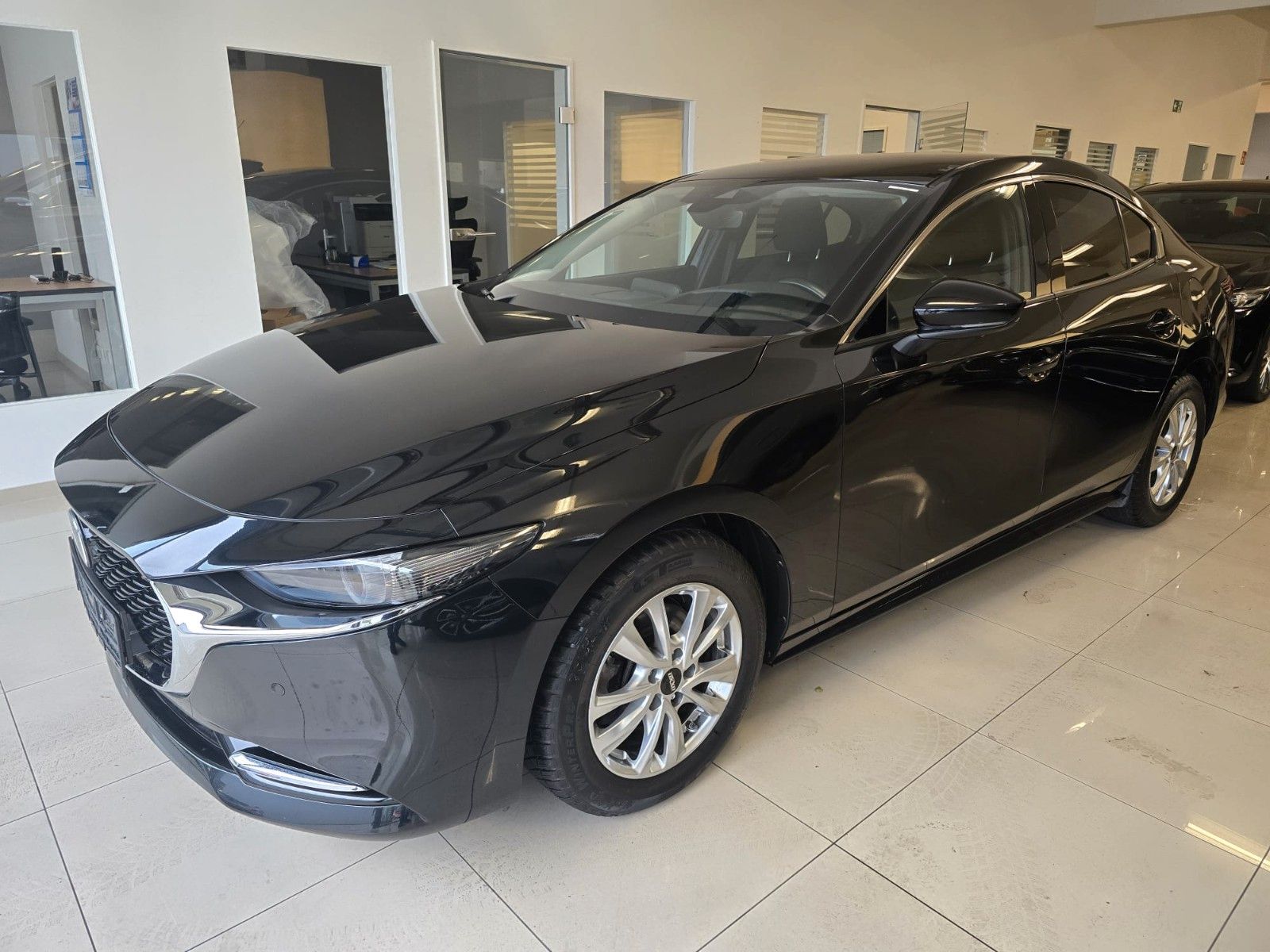 Mazda 3 Lim. 4-trg. Selection *HUD*NAV*BOSE*360°