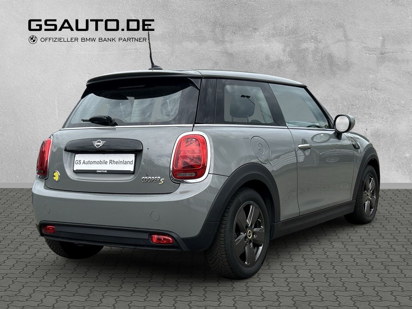 MINI Cooper SE Essential Trim - Samsaru's Car Outlet