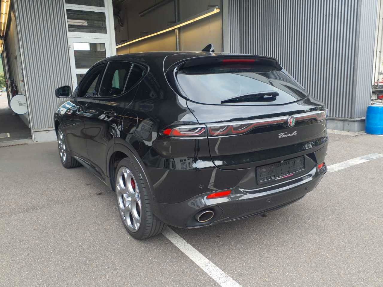 Alfa Romeo Tonale Veloce Plug-In-Hybrid Q4, Glasschiebedach