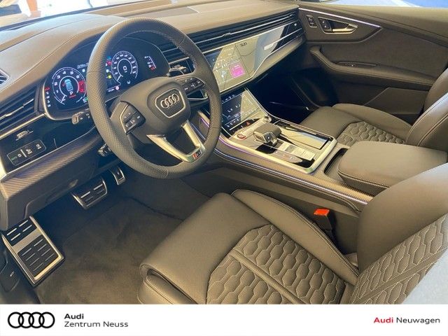 Audi RSQ8 SUV performance quattro tiptronic ab April