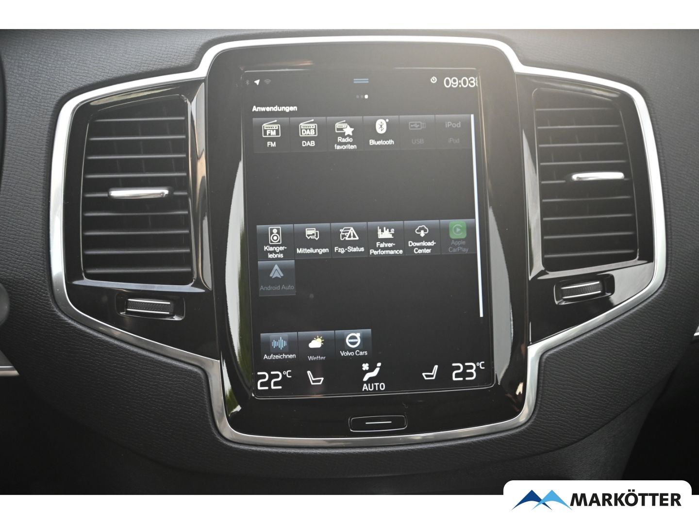 Volvo XC90 B5 AWD Momentum Pro/AHK/ACC/H&K/LenkradH/20