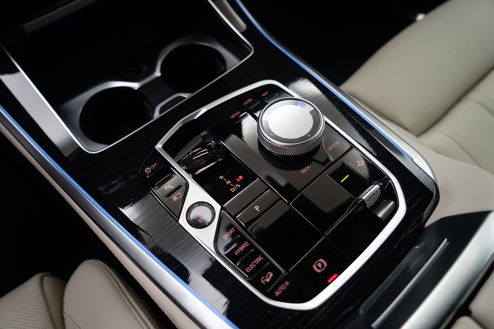 BMW X5 xDrive50e [M Sport, HUD, AHK, ACC, GSD, 22" L