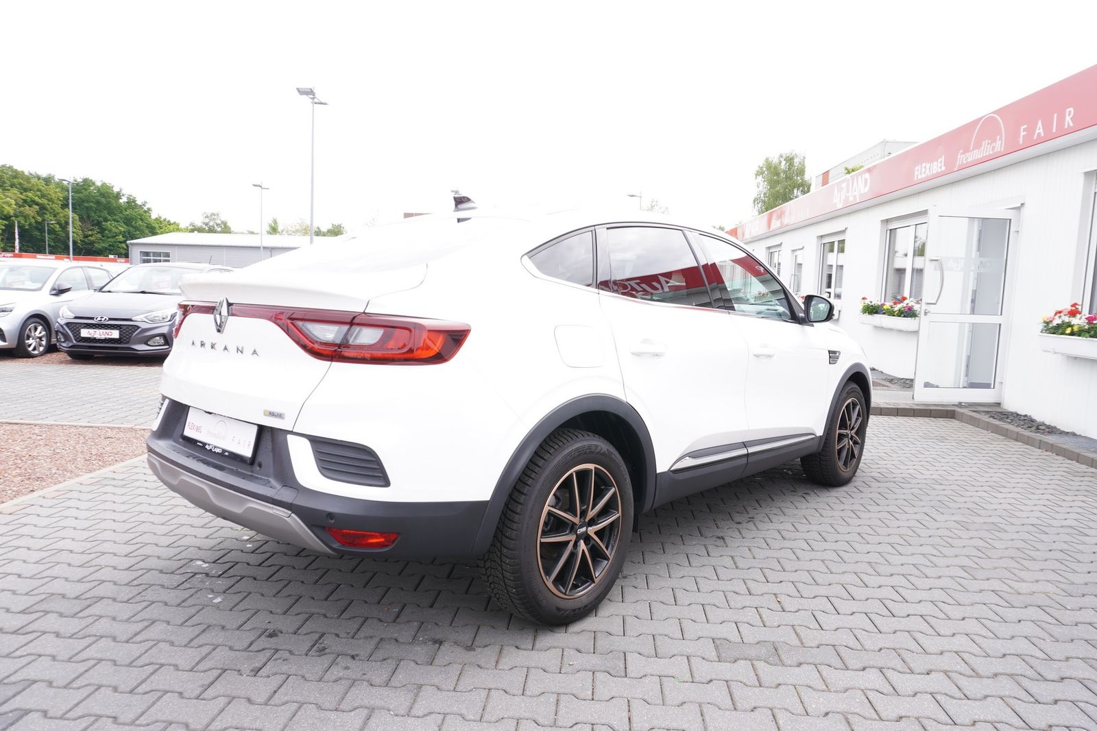 Renault Arkana 1.3 TCe 140 Techno - Samsaru's Car Outlet