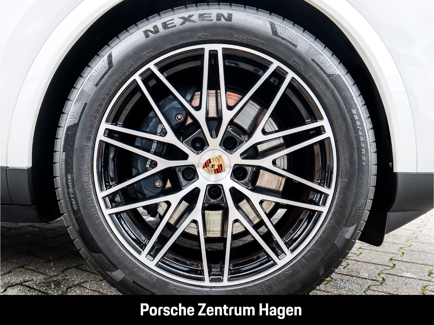Porsche Cayenne E-Hybrid Coupe BOSE Luftfederung LED