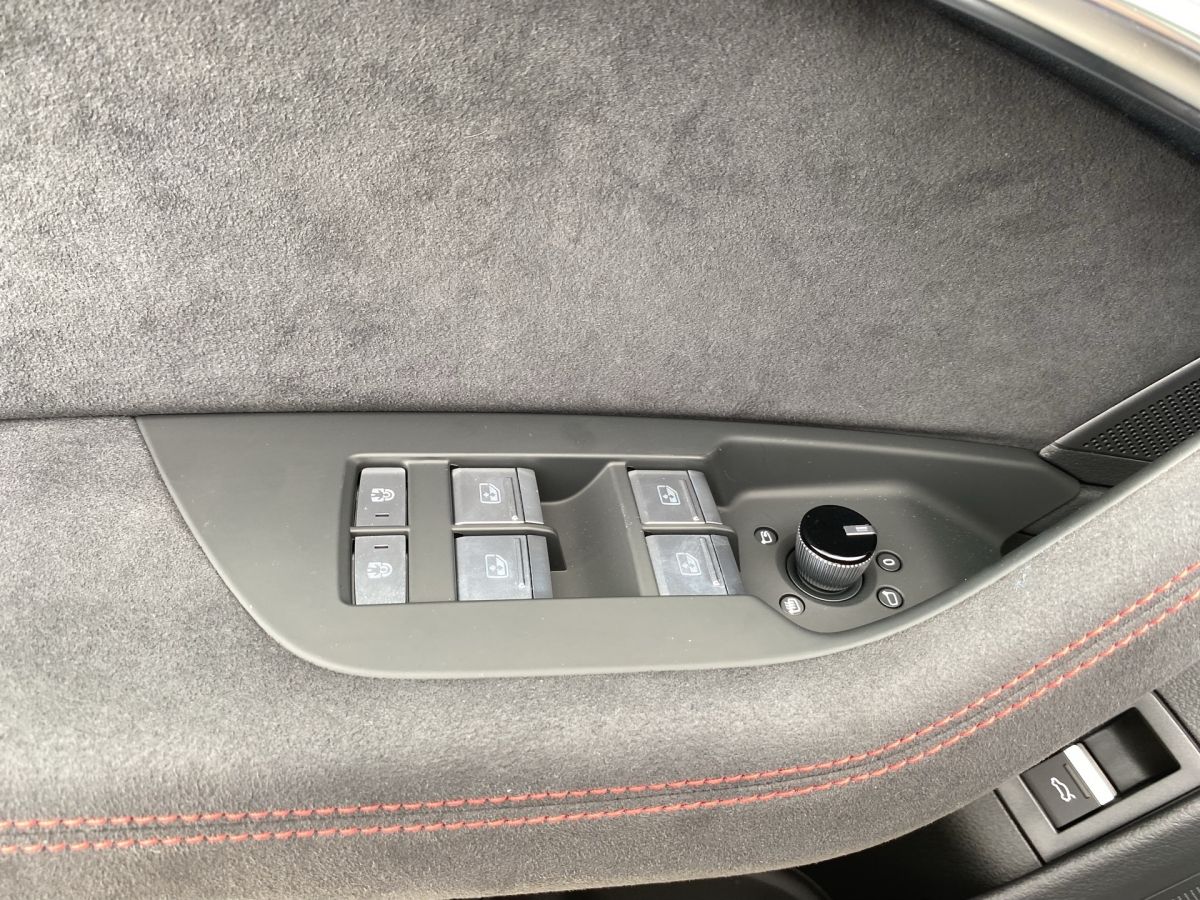 Audi RS 6 Avant performance Keramik Vmax305 StHz AHK