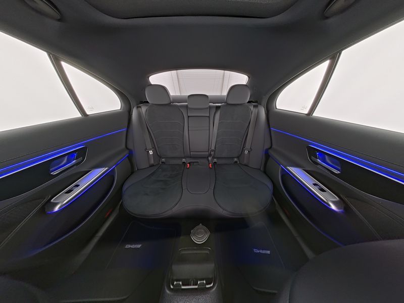 Mercedes-Benz E 220 d AMG-Sport - Samsaru's Car Outlet