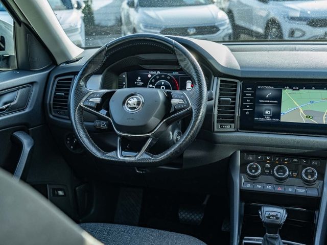 Skoda Kodiaq 2.0 TDI DSG 4x4 Clever *7-SITZ*AHK*PANO*