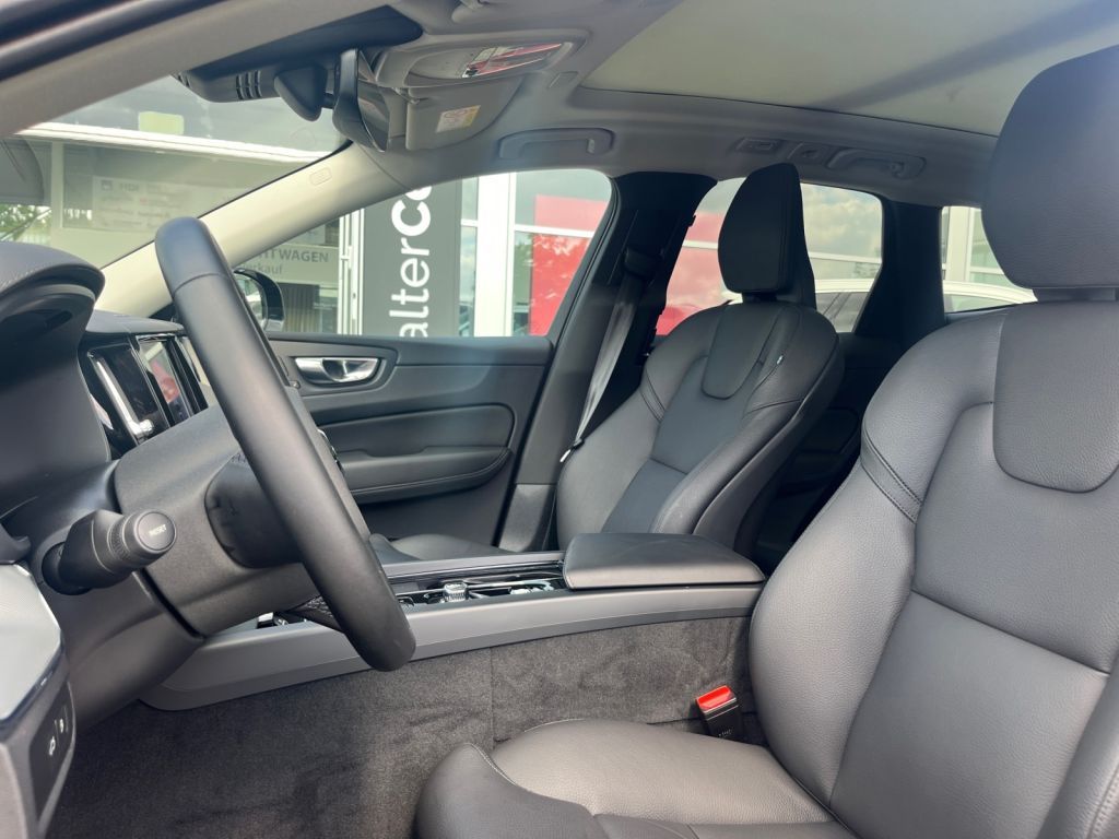 Volvo XC60 T8 AWD Plug-in Hybrid Ultra - Samsaru's Car Outlet