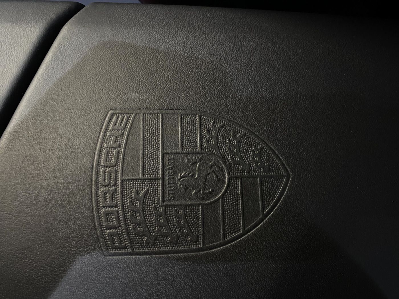 Porsche Taycan Turbo S Cross Turismo | PDCC | InnoDrive