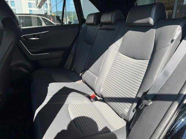 Toyota RAV4 Hybrid Black Edition - Samsaru's Car Outlet