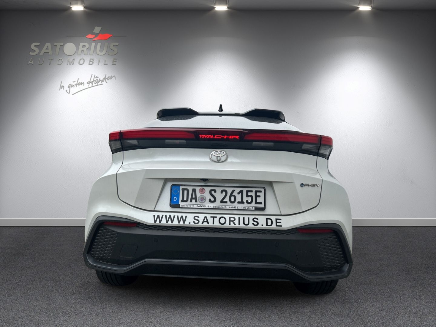 Toyota C-HR Plug-In Hybrid FWD Team Deutschland Navi LE