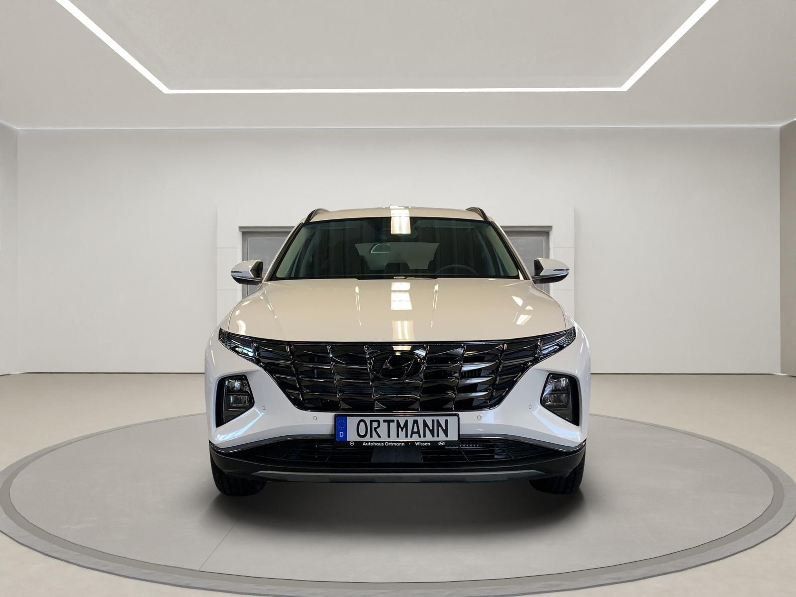 Hyundai TUCSON 1.6 HYBRID Trend 2WD - Samsaru's Car Outlet