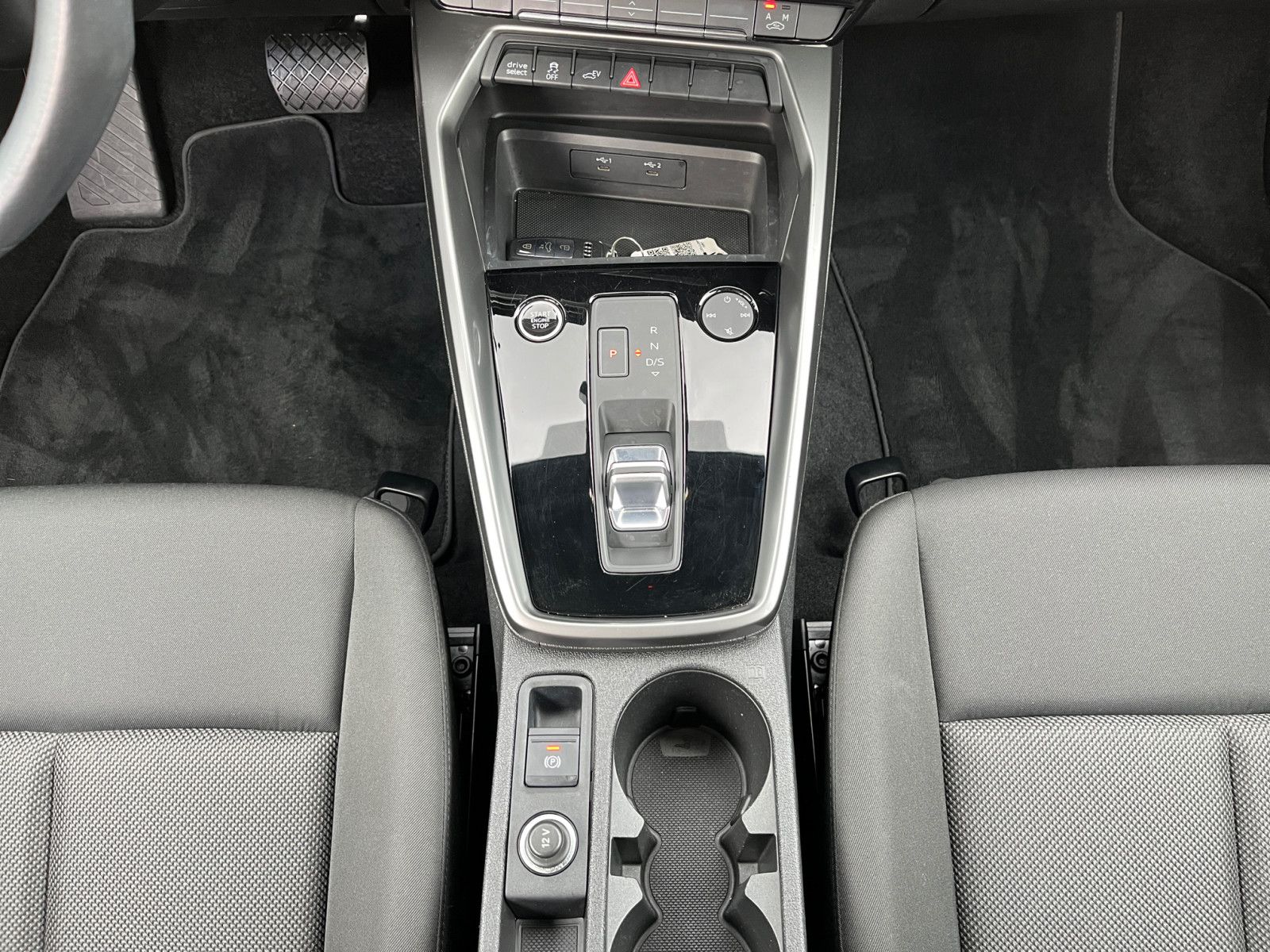 Audi A3 Sportback 40 TFSIe S tronic - Samsaru's Car Outlet