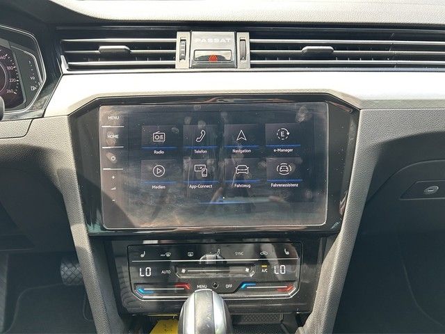 Volkswagen Passat Variant GTE 217PS DSG LEDER+IQ.Light +Kam
