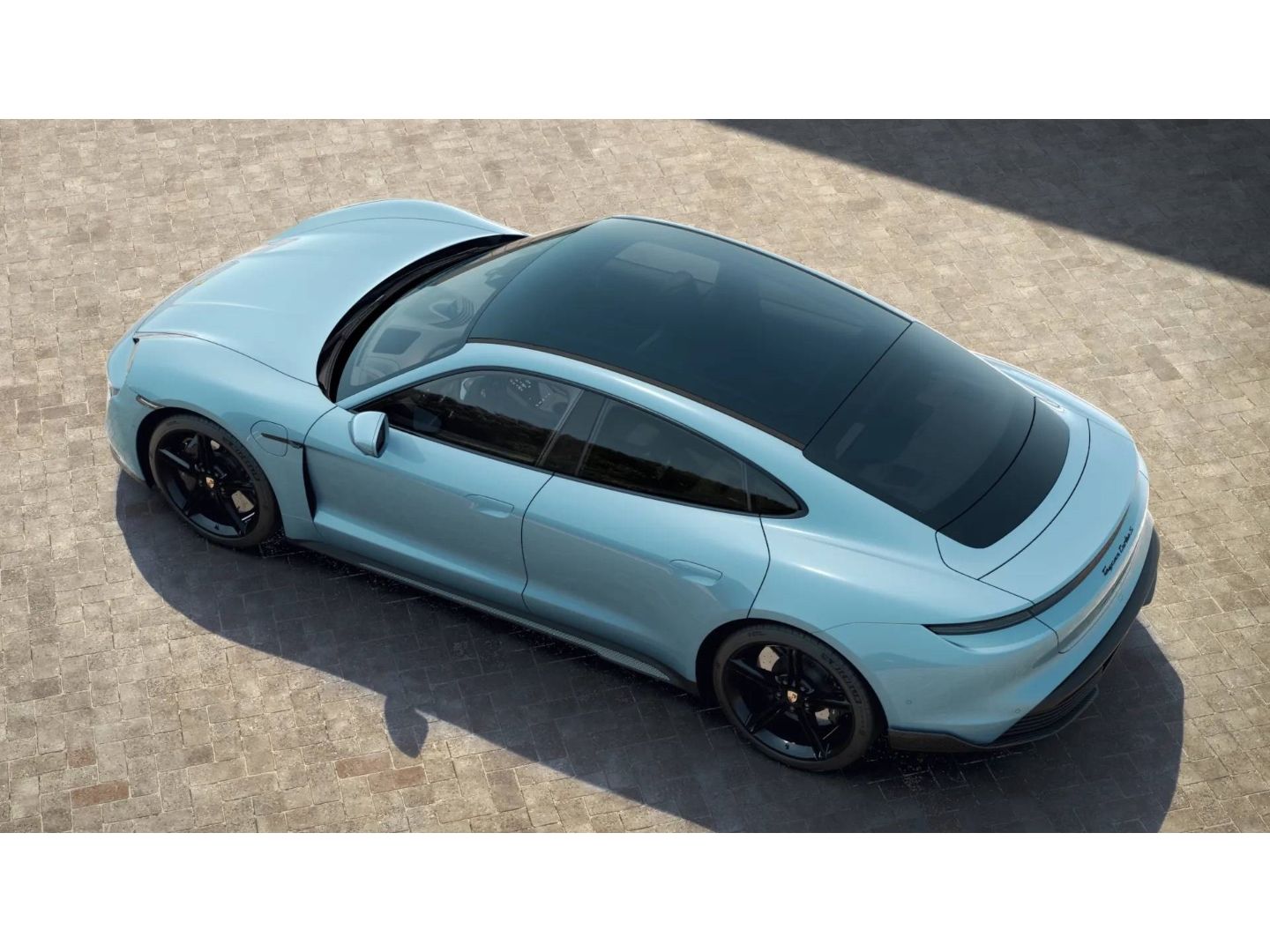 Porsche Taycan Turbo S Burmester Beifahrerdisplay HeadUp